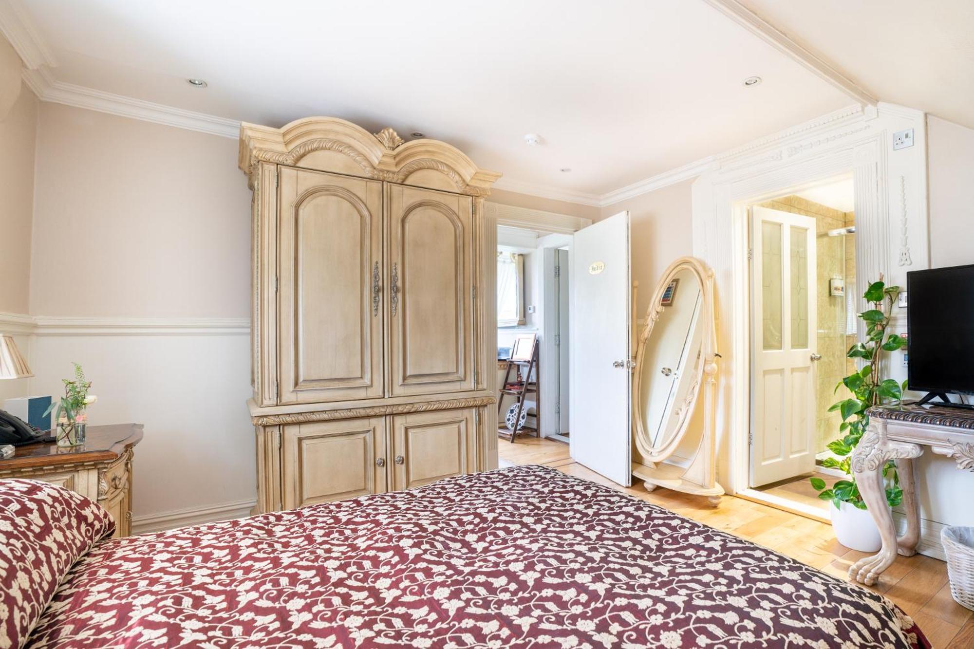 Berwick Lodge Алмондсбери Экстерьер фото